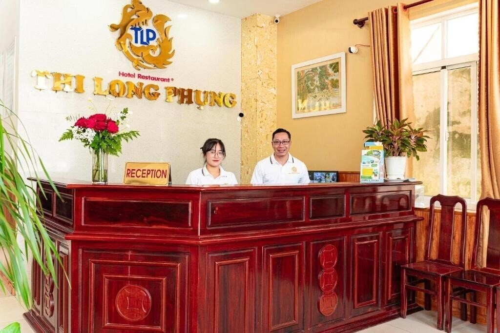 Територія Thi Long Phung Hotel 2*