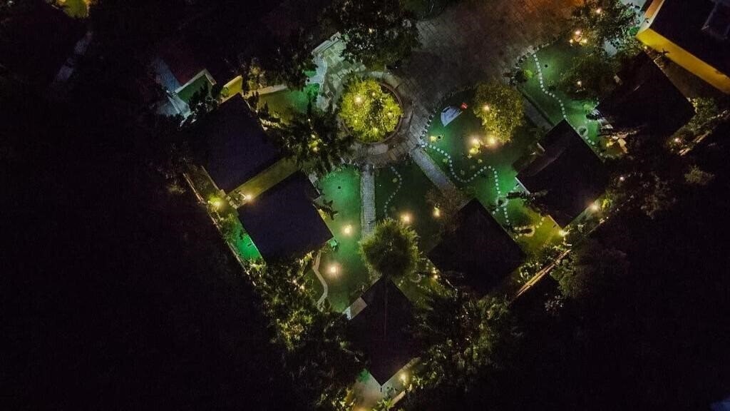 Картинка YNG Luxor Phu Quoc Resort (ex. Y Village Resort Phu Quoc) 4*