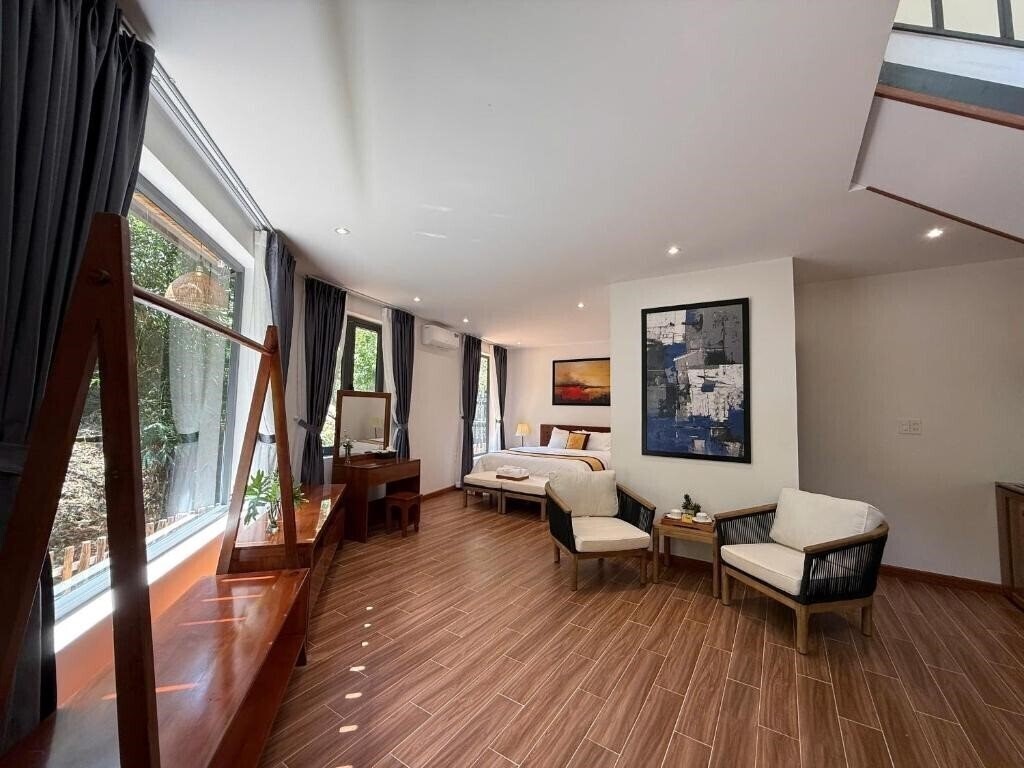 Вид Agarwood Garden Resort 3*