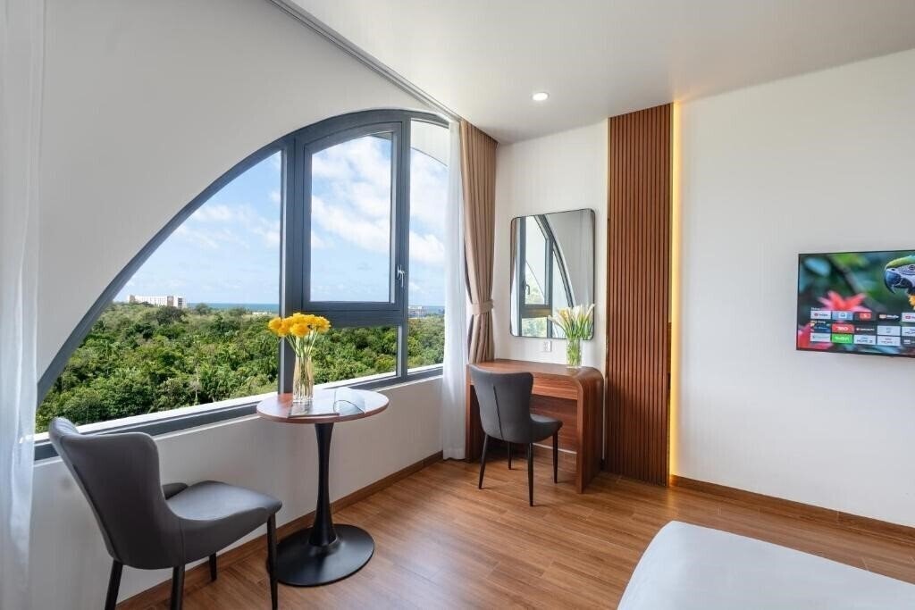 Территория Golden Mountain Hotel 3*