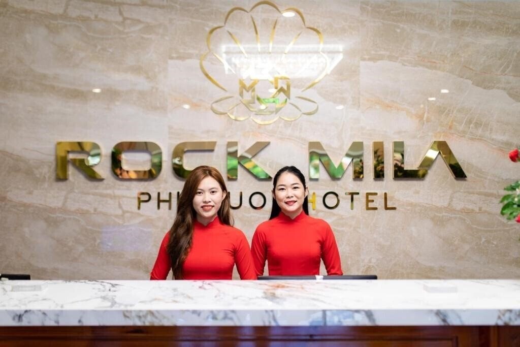Панорама Rockmila Hotel 3*