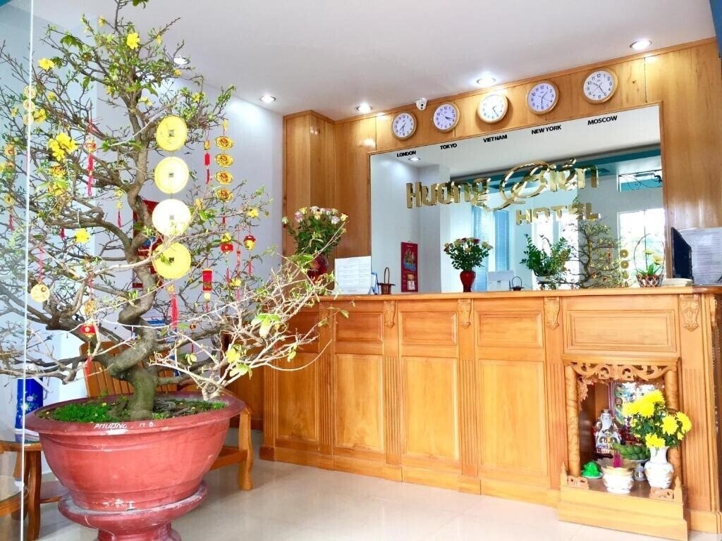 Отель Huong Bien 3*