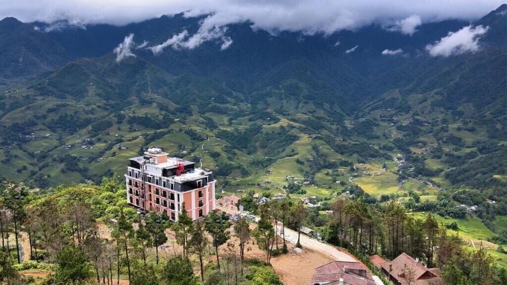 Готель Delamont Sapa Hotel (ex. De La Mont Sapa Hotel) 4*