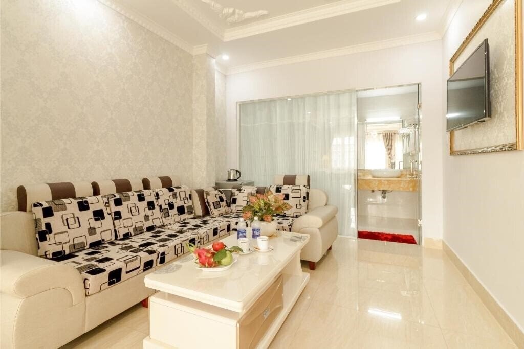 Панорама Romeliess Hotel 3*