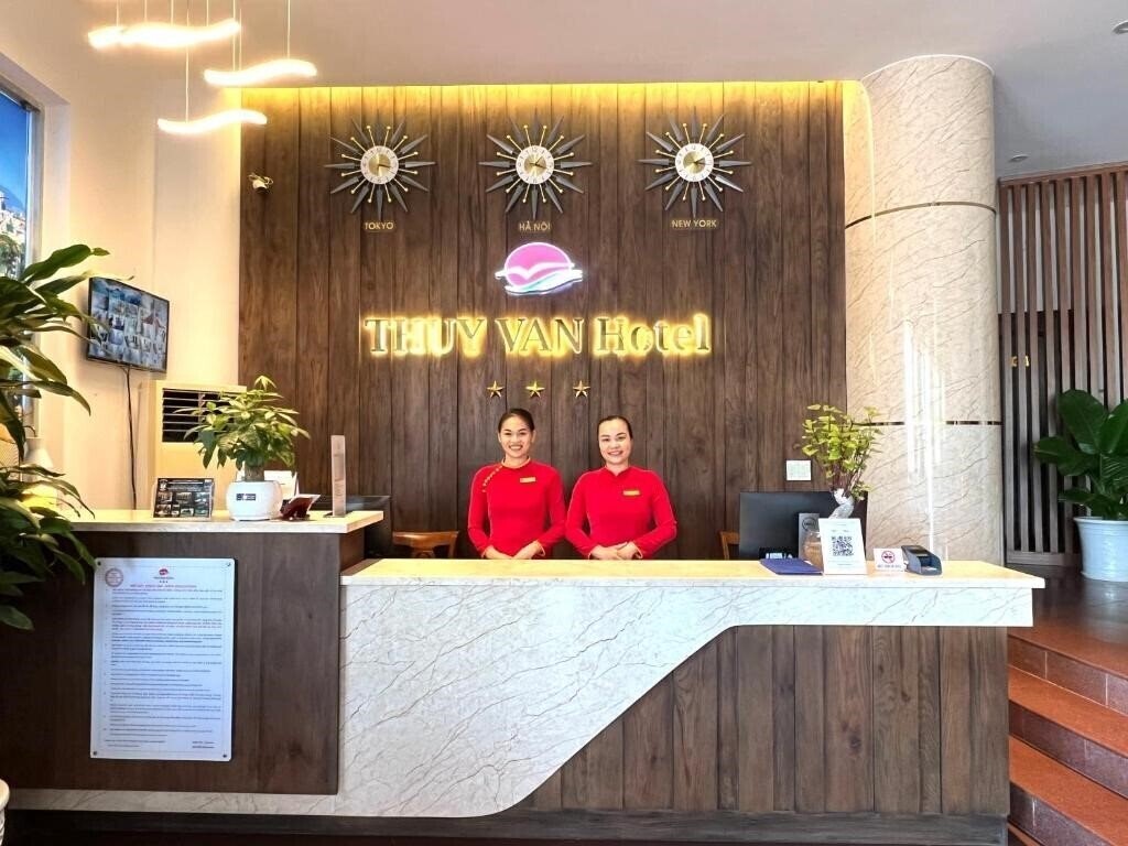 Вид Thuy Van Hotel 2*