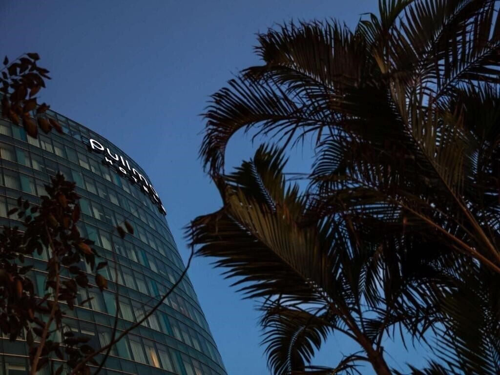 Панорама Pullman 5*