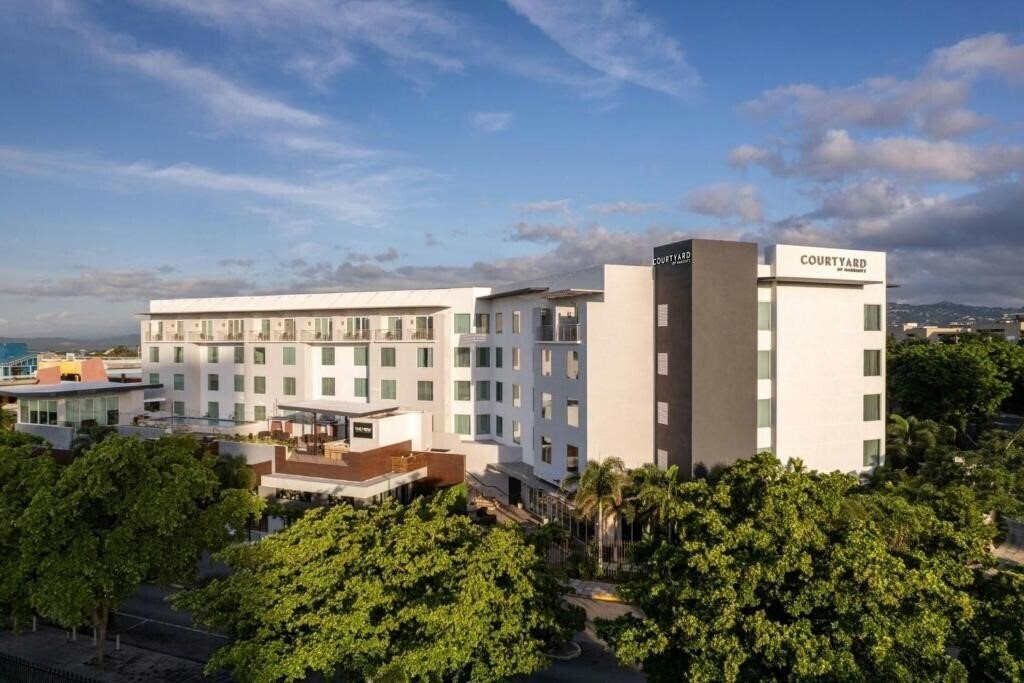 Апартаменты Courtyard Kingston, Jamaica 3*