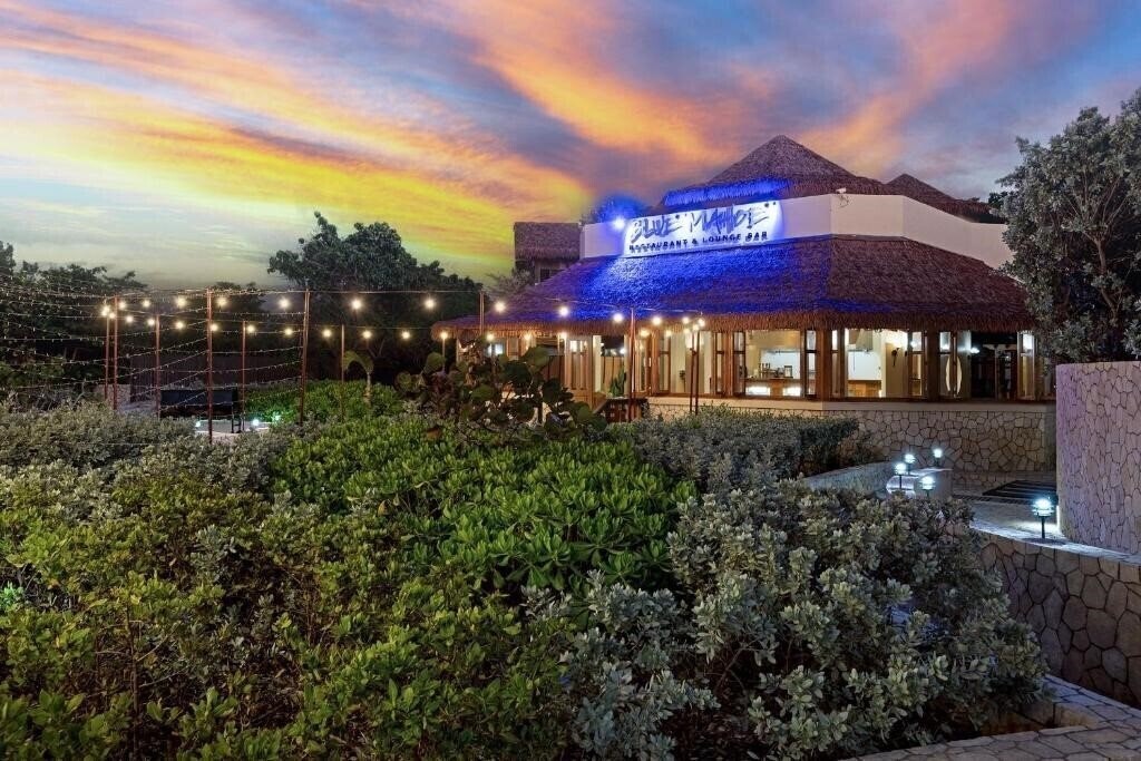 Фотография Ocean Cliff 3*