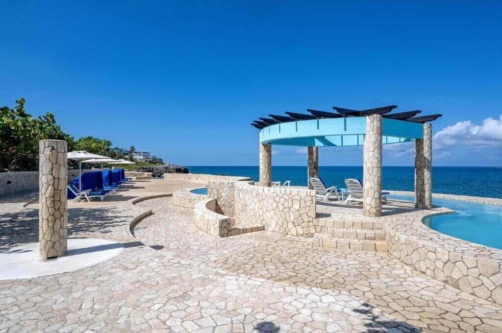 Вид Ocean Cliff 3*