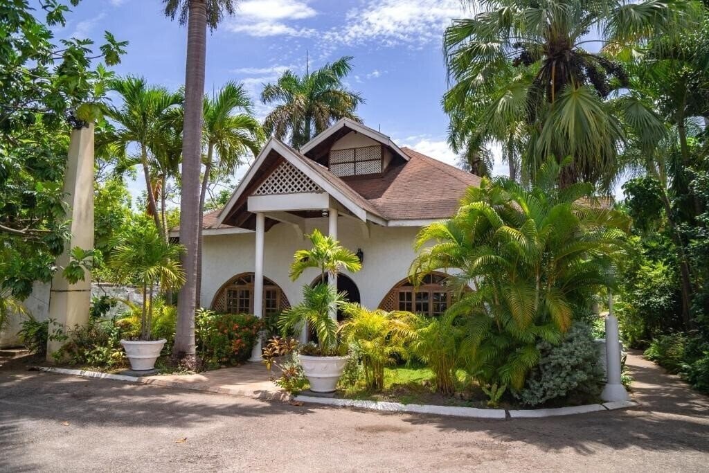 Изображение Merrils Beach Resort 3*